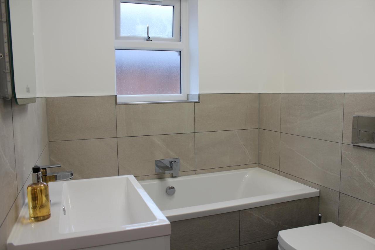 Fabulous One Bedroom Apartment In Ripon City Centre Bagian luar foto